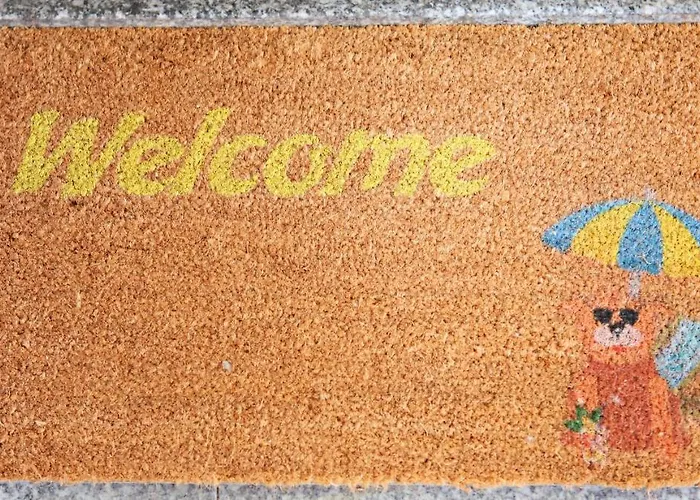 Woof & Sun Эшмориш